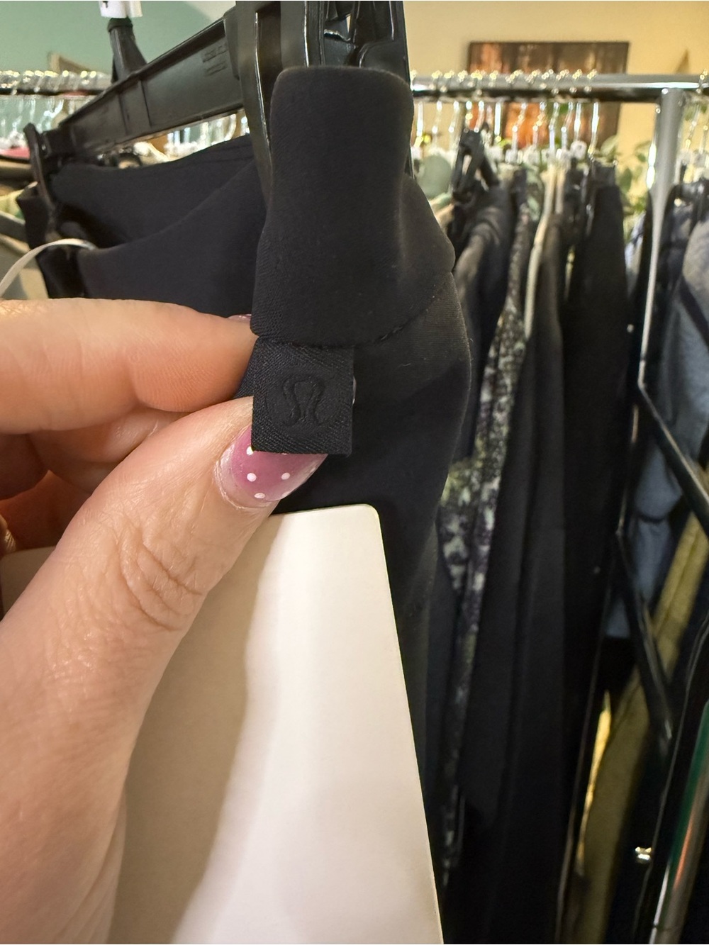 NWT Lululemon On The Move Pant *28" Black - Picture 7 of 7